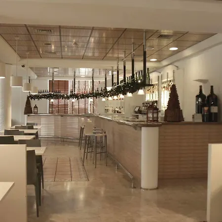 Jardín Milenio Otel 4*